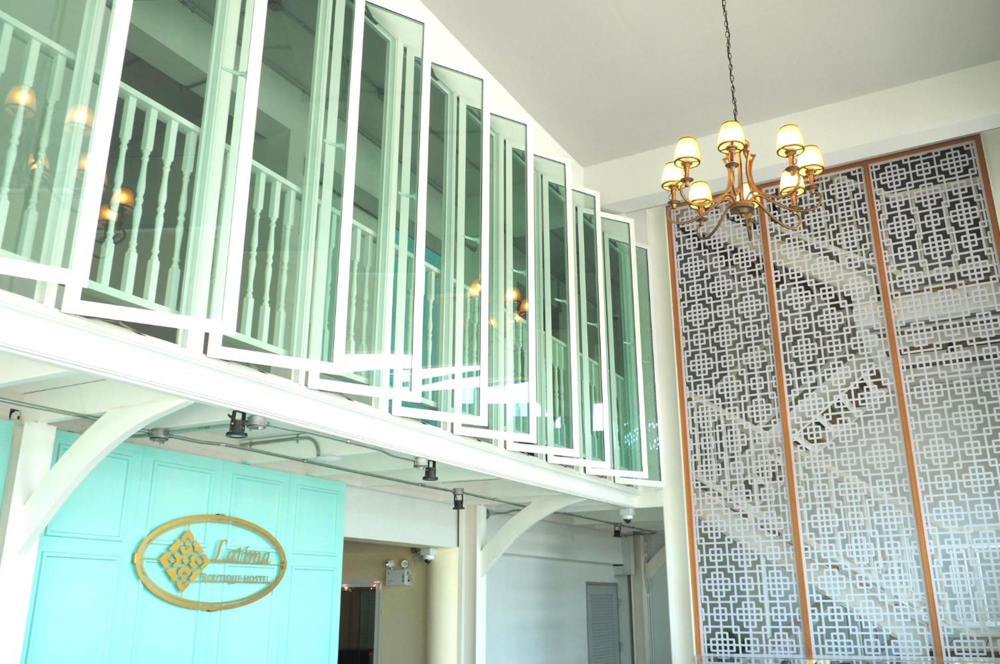 Latima Boutique Hostel Kanchanaburi Esterno foto