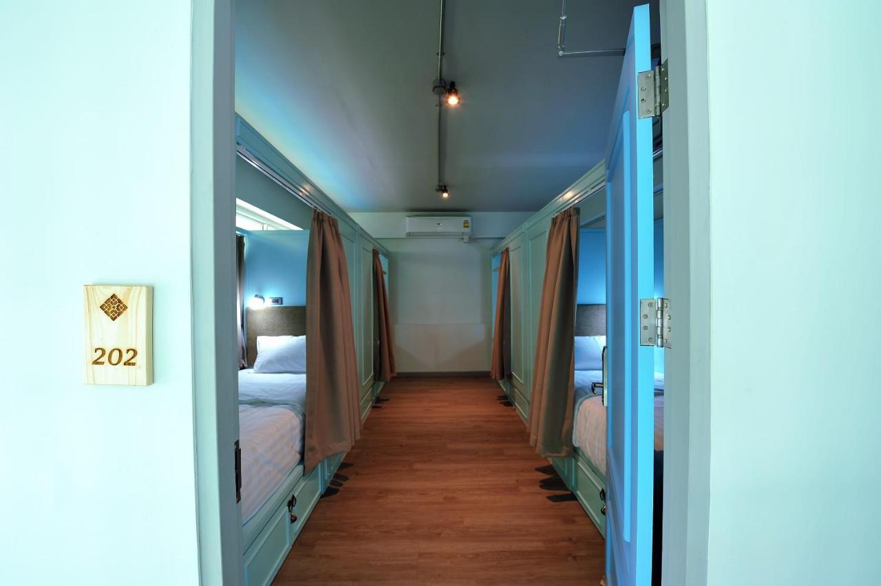 Latima Boutique Hostel Kanchanaburi Esterno foto