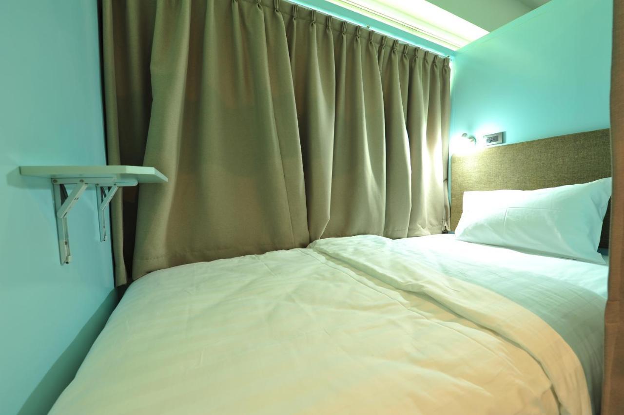 Latima Boutique Hostel Kanchanaburi Esterno foto